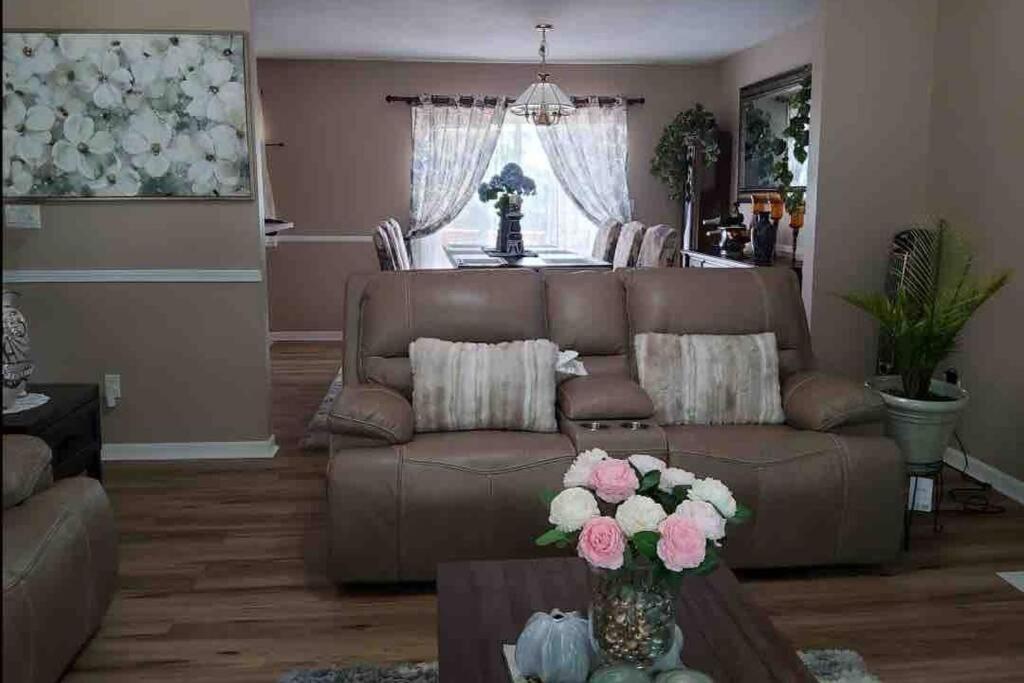 Smart Entire Loft, 3 Bedroom 2 Bath, With 3 Tv コロンビア エクステリア 写真