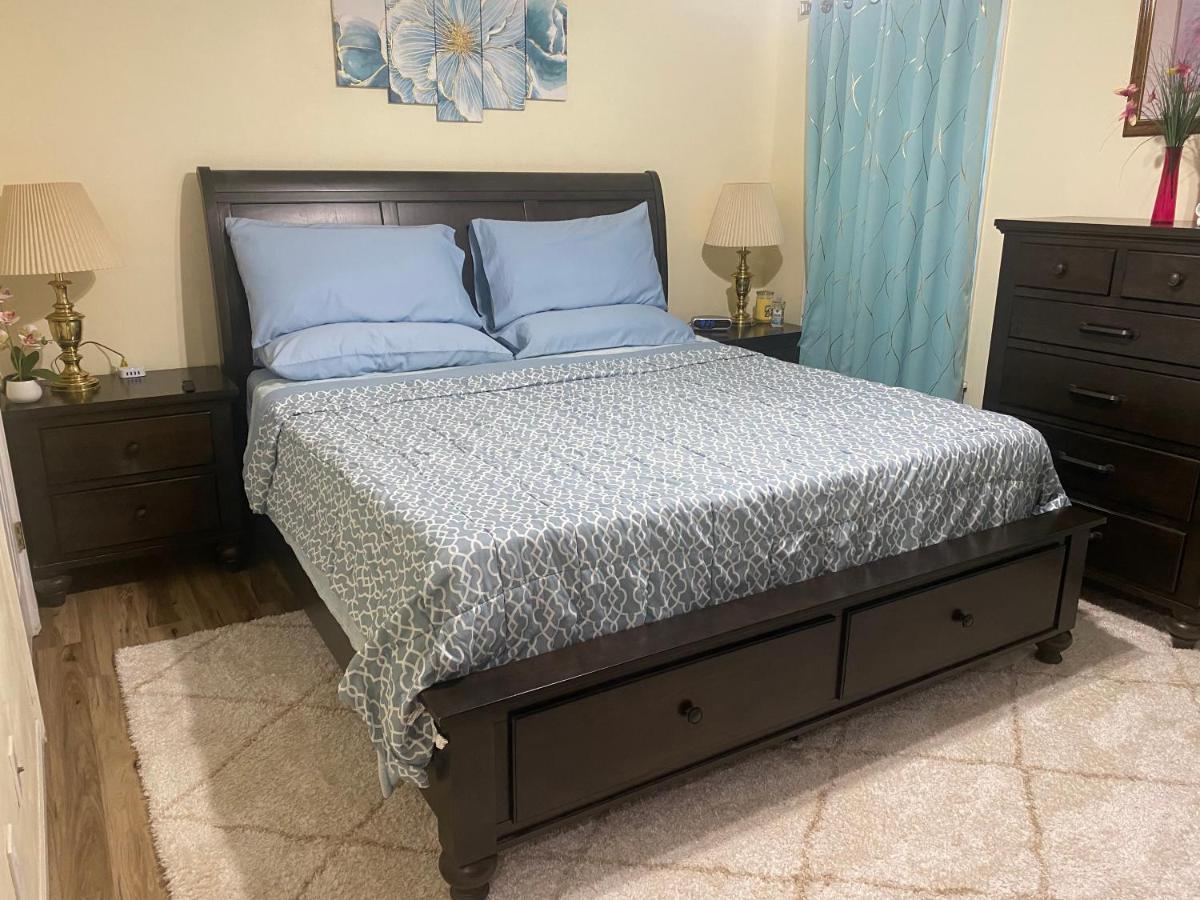 Smart Entire Loft, 3 Bedroom 2 Bath, With 3 Tv コロンビア エクステリア 写真