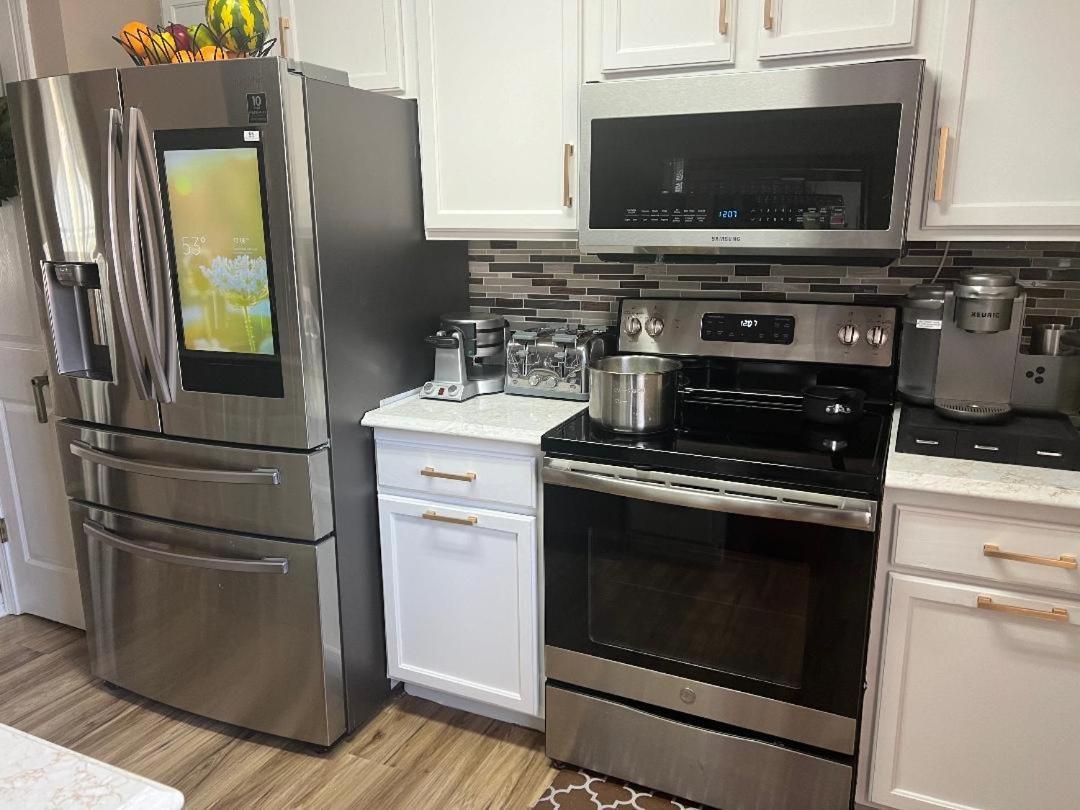Smart Entire Loft, 3 Bedroom 2 Bath, With 3 Tv コロンビア エクステリア 写真